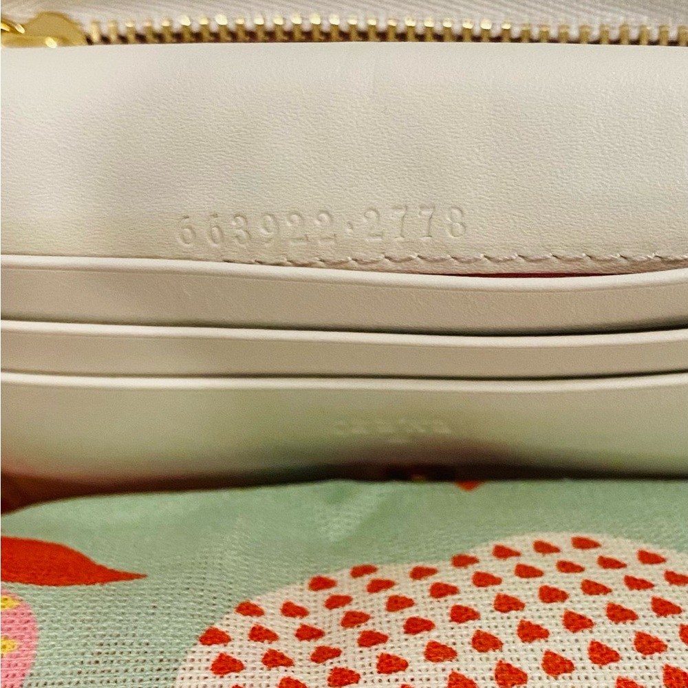 Gucci GG Supreme Les Pommes Style Cottagecore Wallet Luxury staple - Picture 11 of 13